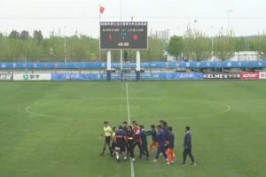 芝加哥大学vs哈佛大学直播