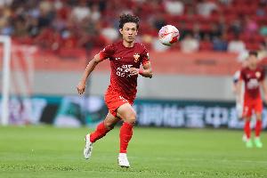 中超大连英博vs天津津门虎直播