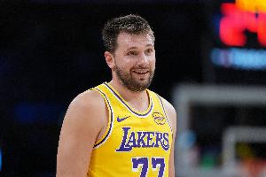 NBA马刺vs国王直播