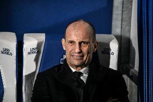墨尔本联阿德莱德36人免费直播