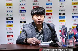 WNBA山猫vs狂热直播