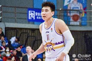 雄鹿vs公牛直播