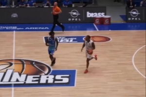 NBA独行侠vs篮网直播