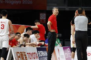 媒体人：郭士强下课恐是球迷一厢情愿 中国男篮正加速男足化