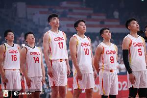 鲁媒发问：中国男篮路在何方？核心何在？希望何寄？
