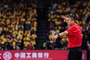 媒体人：无需言必称美国欧洲 中国男篮当学日本的战术配合与基本功