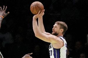 名记披露：黄蜂与国王早已叫停小萨交易谈判 国王曾索要14号和18号两个首轮签