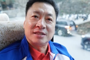 李春江寄语热爱篮球的少年们：未来可期，加油！