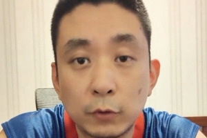 解说：末节无人能接管比赛，这是中国男篮必须解决的难题