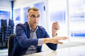 贝尔戈米：国米送走阿切尔比和德弗里，却未找到合格替身