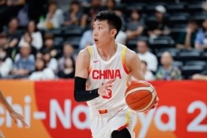 马布里盛赞廖三宁：正成长为中国男篮门面之一 仍有巨大进步空间