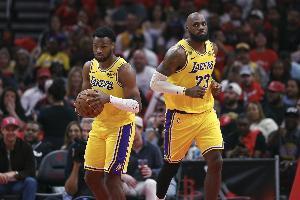 追梦力挺布朗尼回应质疑:帮孩子进NBA怎么就成了坏事?