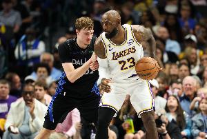 Windhorst：詹皇二年级即入联盟前五 弗拉格有望复制这一轨迹