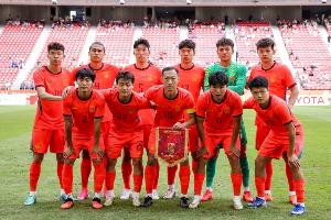 定海神针！李昊战阿联酋献5次扑救，首轮面对朝鲜曾完成4次扑救