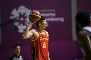 热议不断！“周琦主动请缨战亚运遭拒”登微博热搜前五