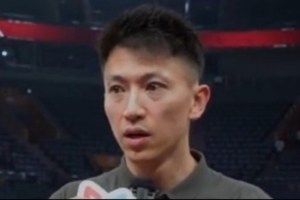 刘晓宇：时间紧迫需尽快检验外援 以身作则帮队员纠正防守顽疾