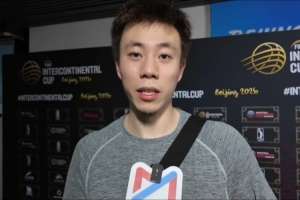 张镇麟：上赛季结束后身体出现反应 休赛期赴美接受康复治疗