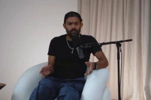 特雷·杨调侃造犯规：轻碰SGA胸口 他却摔得像挨了钢铁侠一拳