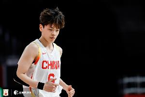 媒体人点评：蒙古队快攻抢投颇有韩国风范 中国女篮需警惕 杨舒予伤情存隐忧