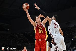 开拓者主帅盛赞杨瀚森：适应NBA节奏后 比赛会对他变慢
