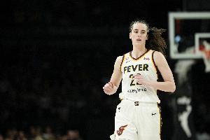 克拉克得分助攻合计58分 缔造WNBA季后赛历史单场新高