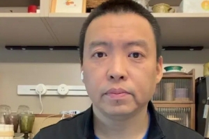 解说:拉塞尔能否融入上海男篮尚存疑虑 其加盟或将加速CBA军备竞赛 争冠格局更趋激烈