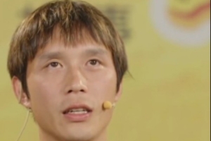 张修维揭秘跑动能力：郑智训练量颇大 赛季前储备打下坚实基础
