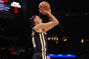 独行侠主帅盛赞里萨谢:每天都在进步 NBA不会因年轻就轻易放弃球员