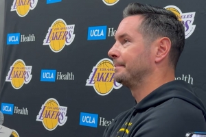 雷迪克：期待蒂耶罗与卡尔在一两年内成长为合格NBA轮换球员