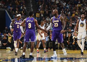 夸梅·布朗炮轰：外籍球员统治NBA是耻辱 布朗尼拉低联盟标准
