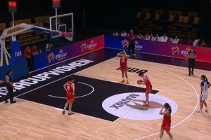 半场战报：中国U18女篮领先中国台北U18女篮11分 孙晗昀砍下12分8篮板