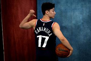 机会寥寥！河村勇辉替补登场3分36秒仅得1分 出现2失误1犯规