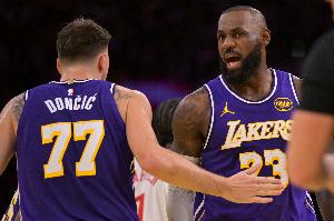 夸梅-布朗：东契奇上赛季深陷抚养权之争 老詹离队后新赛季有望冲击MVP