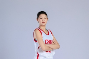状态平平！孙晗昀13投5中得13分8篮板 正负值-4