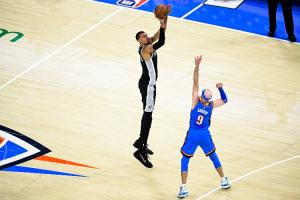 当今NBA，三分球能力是否已成一切之上的关键？