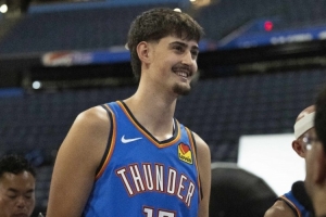 马拉：NBA对抗强度远超大学 熟悉节奏后表现将大幅提升