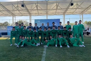 武汉U14队勇夺2026年阿迪达斯全国足球发展重点城市U14精英赛桂冠