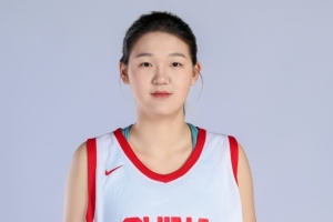 内线无解！孙晗昀11分钟9投全中砍19分5板 正负值高达+27