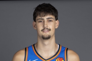 季前赛惊现神射手！雷霆12号秀马拉两战15投全中 场均17+7.5