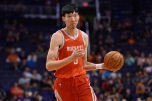 6分2板！周琦忆NBA高光时刻：虽是垃圾时间登场 内心仍十分欣喜