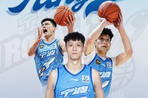 高效表现！栾利程8投7中砍下16分4板