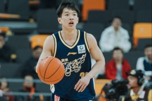 状态持续提升！杨溢替补登场13分钟 7投4中贡献9分3助4断且零失误