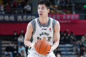 郭昊文9投5中砍22分7助，但8次失误成隐忧