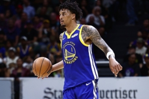 勇士11号秀伦德博格竟比征战NBA五季的库明加年长一周