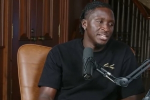 真相大白!奥迪:我早年腿部手术方案适配90岁老人 这伤了我的腿