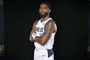毫无锈迹！欧文半场出战16分半钟 9投5中贡献14分2板3助0失误