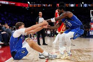 Windhorst：独行侠管理层明确表态 将留欧文与弗拉格搭档