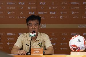 李璇：尊重广州球迷联盟的意愿，广州豹欲赢得球迷需长期努力