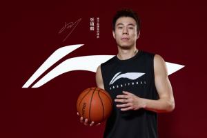 四冠锋线加盟！李宁官宣签下上海男篮核心张镇麟