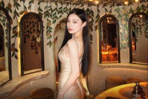 向余望女友回应整容传闻：从未整形 两人相识时彼此单身 恳请勿造谣